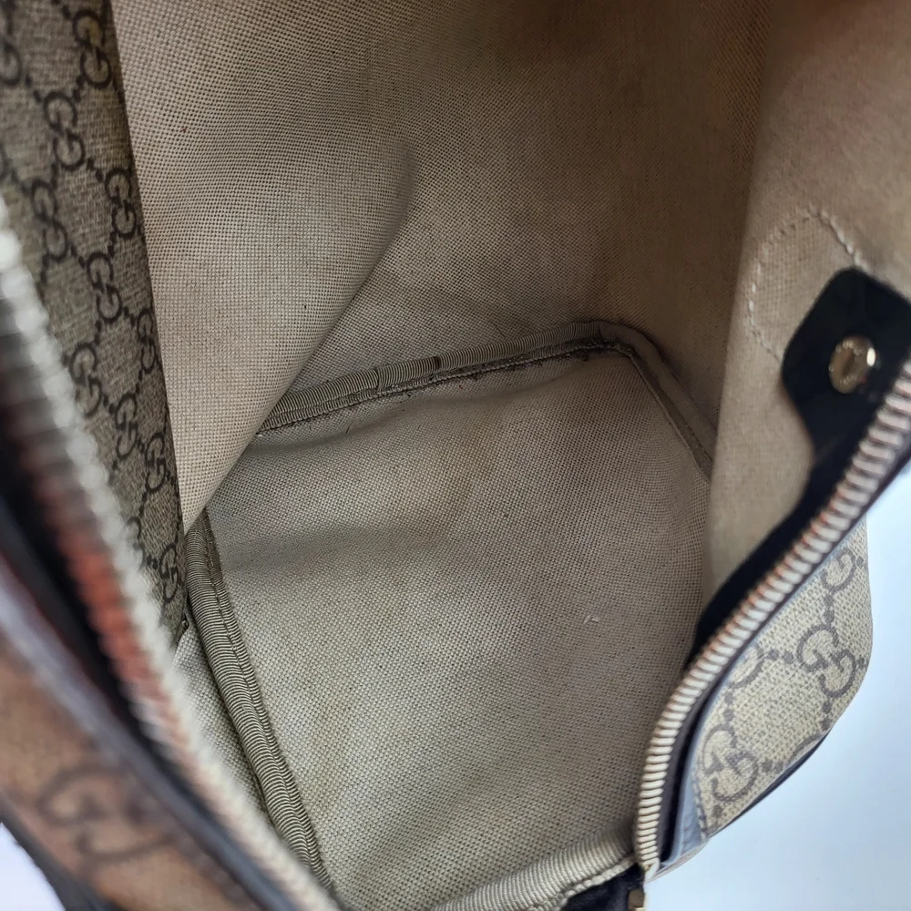 Gucci Coated Canvas Boston 30 Tattoo Rose Heart Bag Limited Edition..Authentic.. - Picture 13 of 15